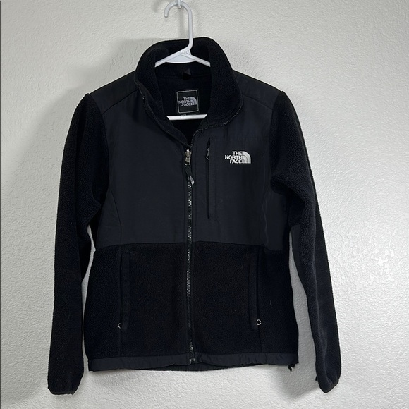 The North Face Jackets & Blazers - The North Face Denali Black Polartec Fleece Zip Up Jacket S